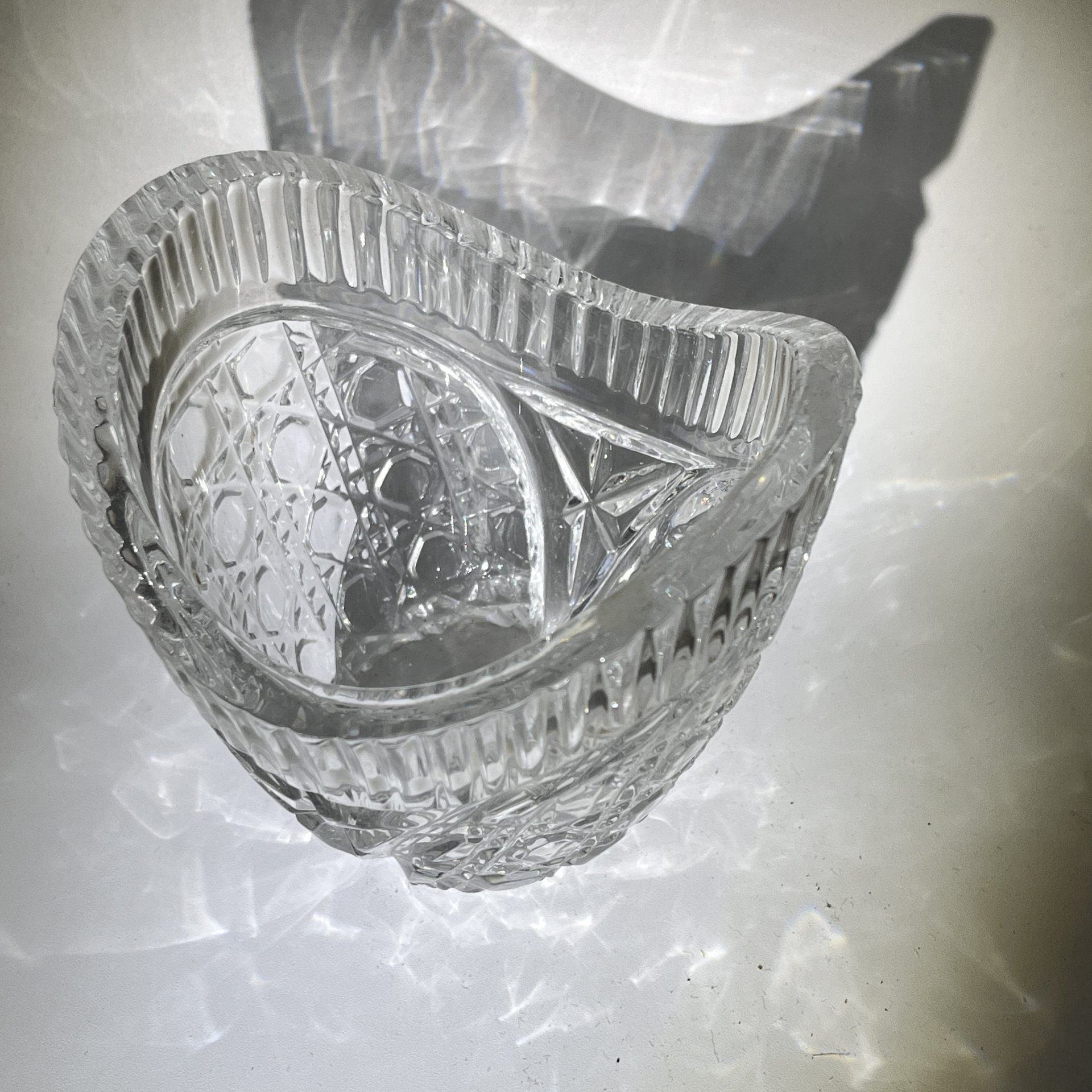 Вазочка для десерта/закусок (конфетница) с геометрическим декором, хрусталь, пресс, СССР, 1970-1990 гг.