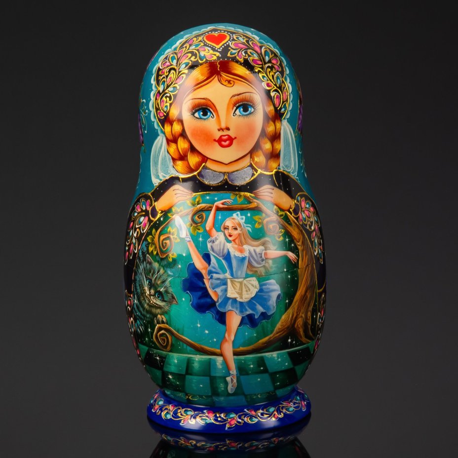 Матрешка "Русский балет" (5 мест), автор росписи С.А. Лонченкова