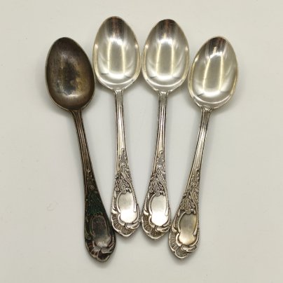 Набор из 4-х чайных ложек "Дубок" (в подборе), мНЦ (медь-никель-цинк), Киевский завод столовых приборов и посуды им. Дзержинского (ЗiД, ЗиД), СССР, 1950-1960 гг.