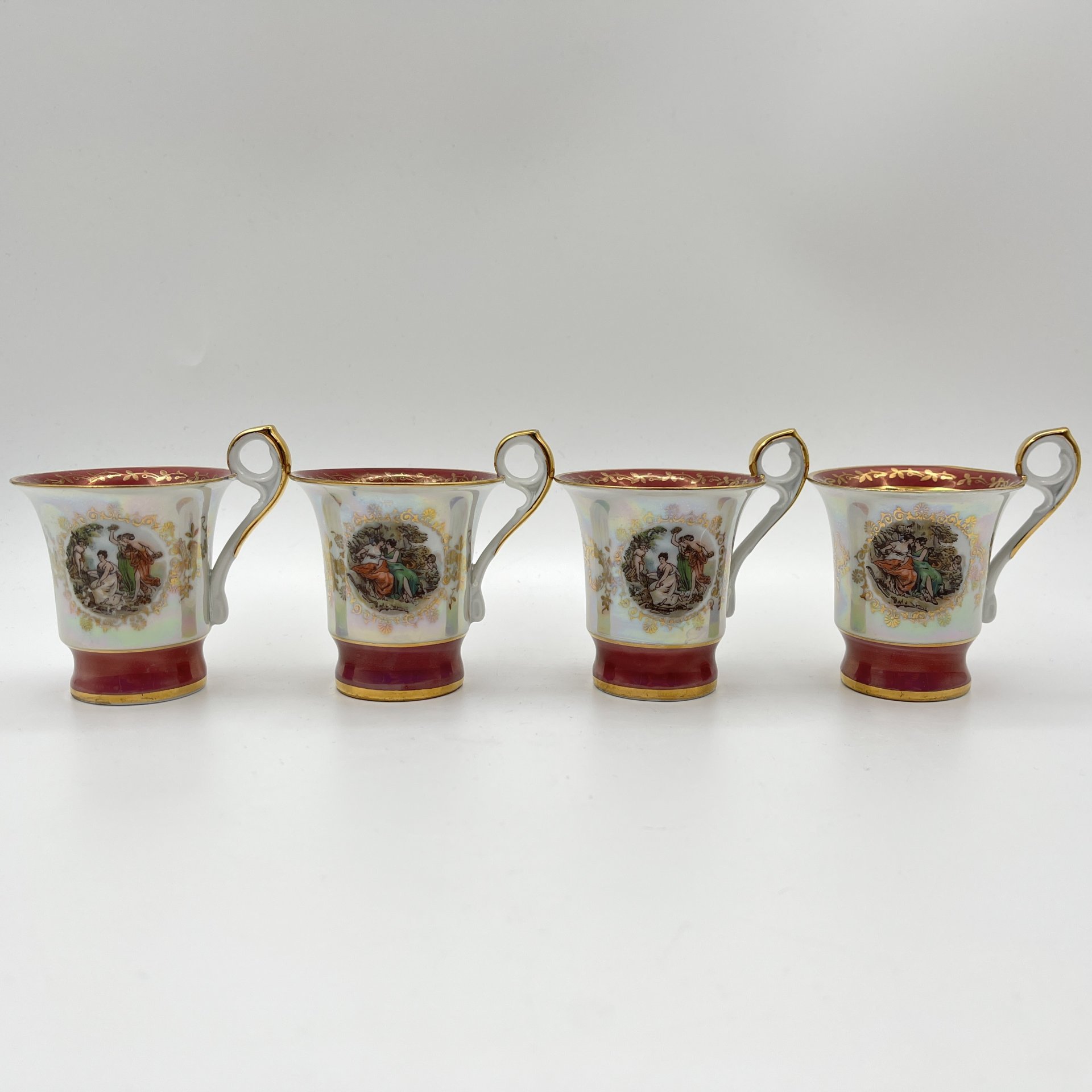 Набор кофейных пар на 4 персоны "Мадонна", фарфор, деколь, люстр, золочение, Martinroda Friedrich Eger & Co. (PM), Германия, 1960-1980 гг.