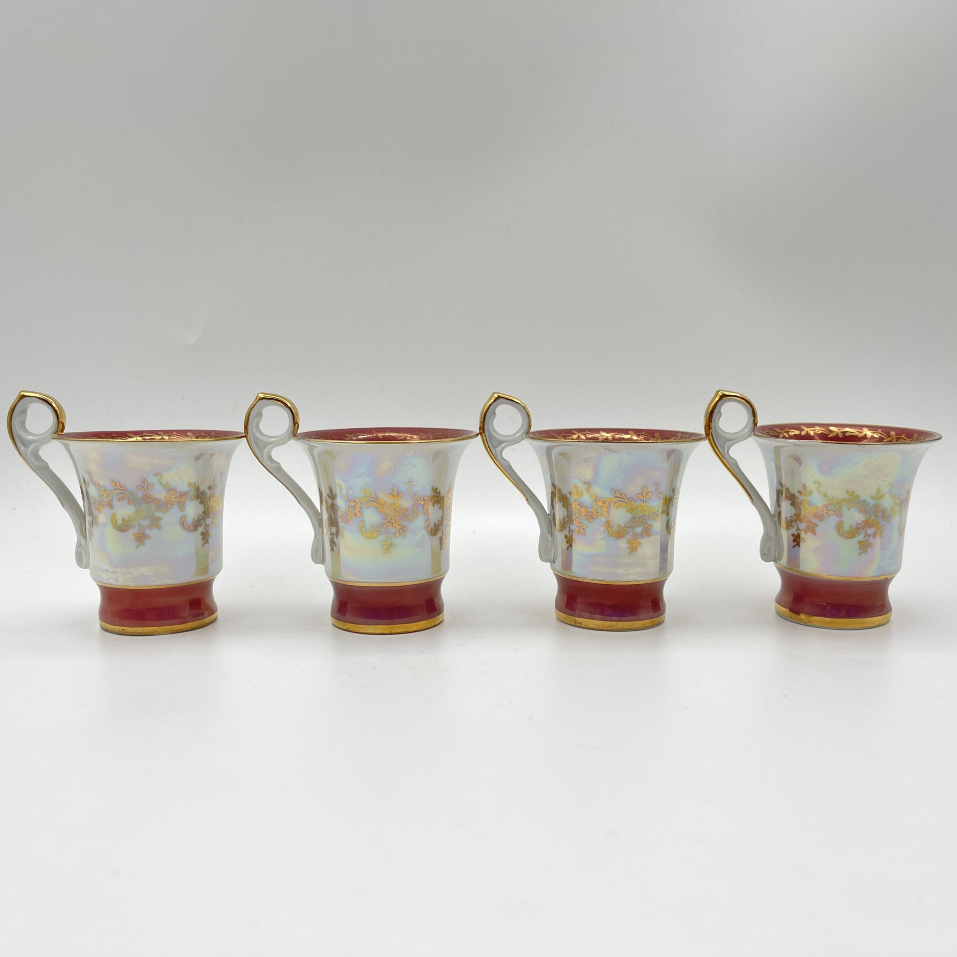 Набор кофейных пар на 4 персоны "Мадонна", фарфор, деколь, люстр, золочение, Martinroda Friedrich Eger & Co. (PM), Германия, 1960-1980 гг.