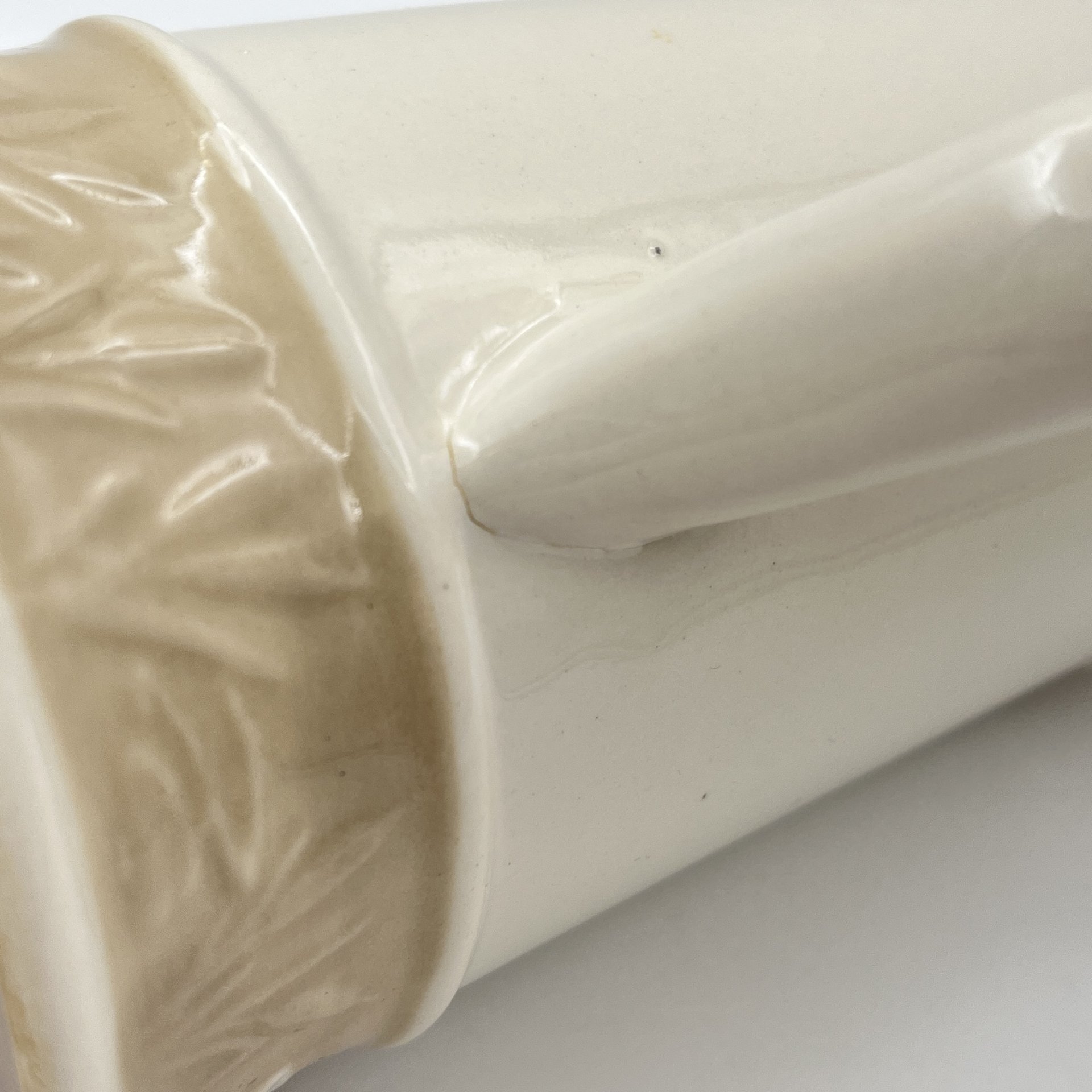 Кружка пивная, декорированная изображением птиц