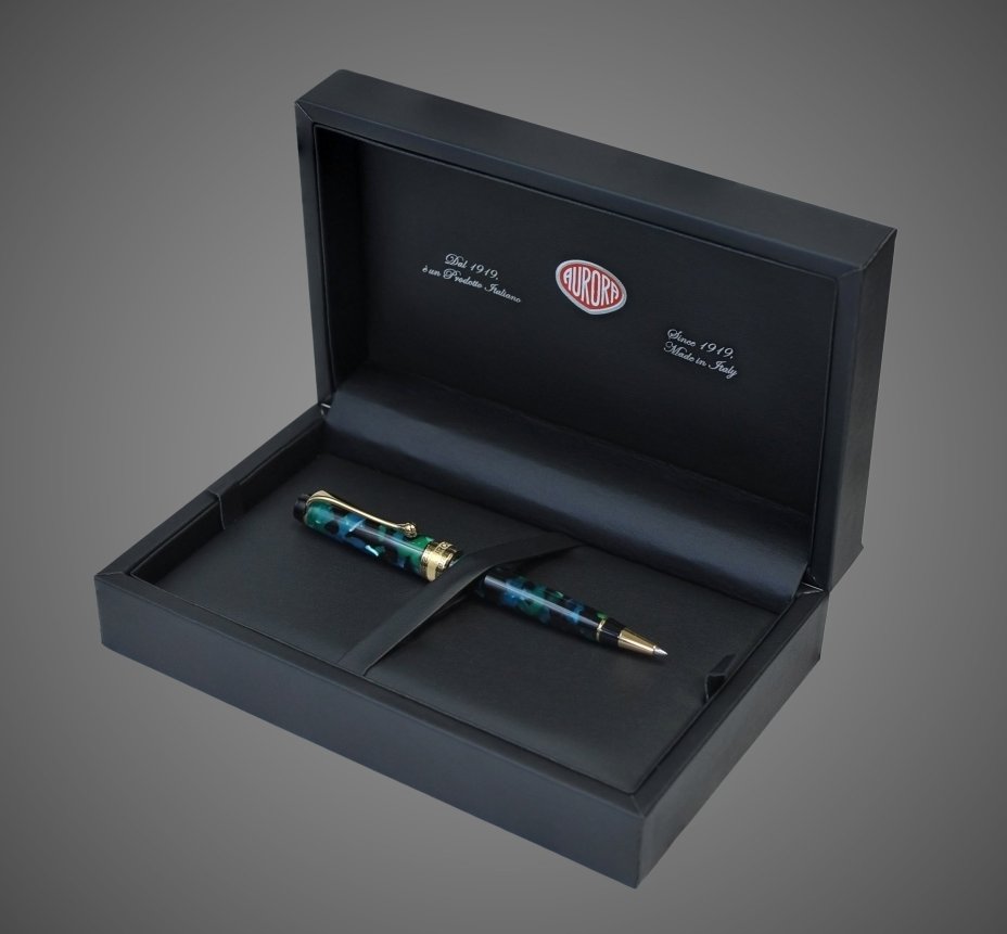 Шариковая ручка Aurora Optima Auroloide Stilografica GT стержень: M, цвет чернил: blue, в подарочной коробке, Металлы: золото, смола