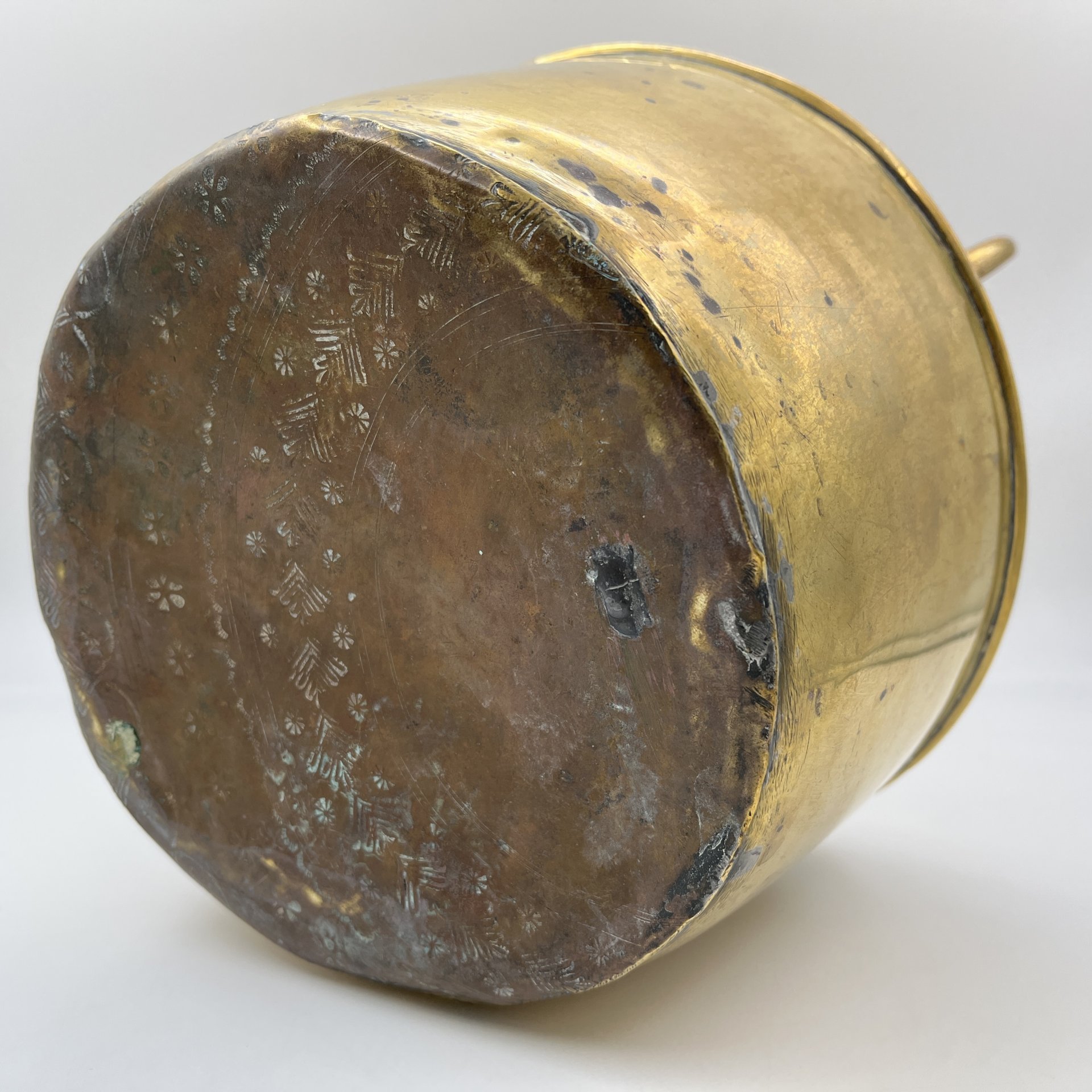 Чайник золотистого цвета (крупный)