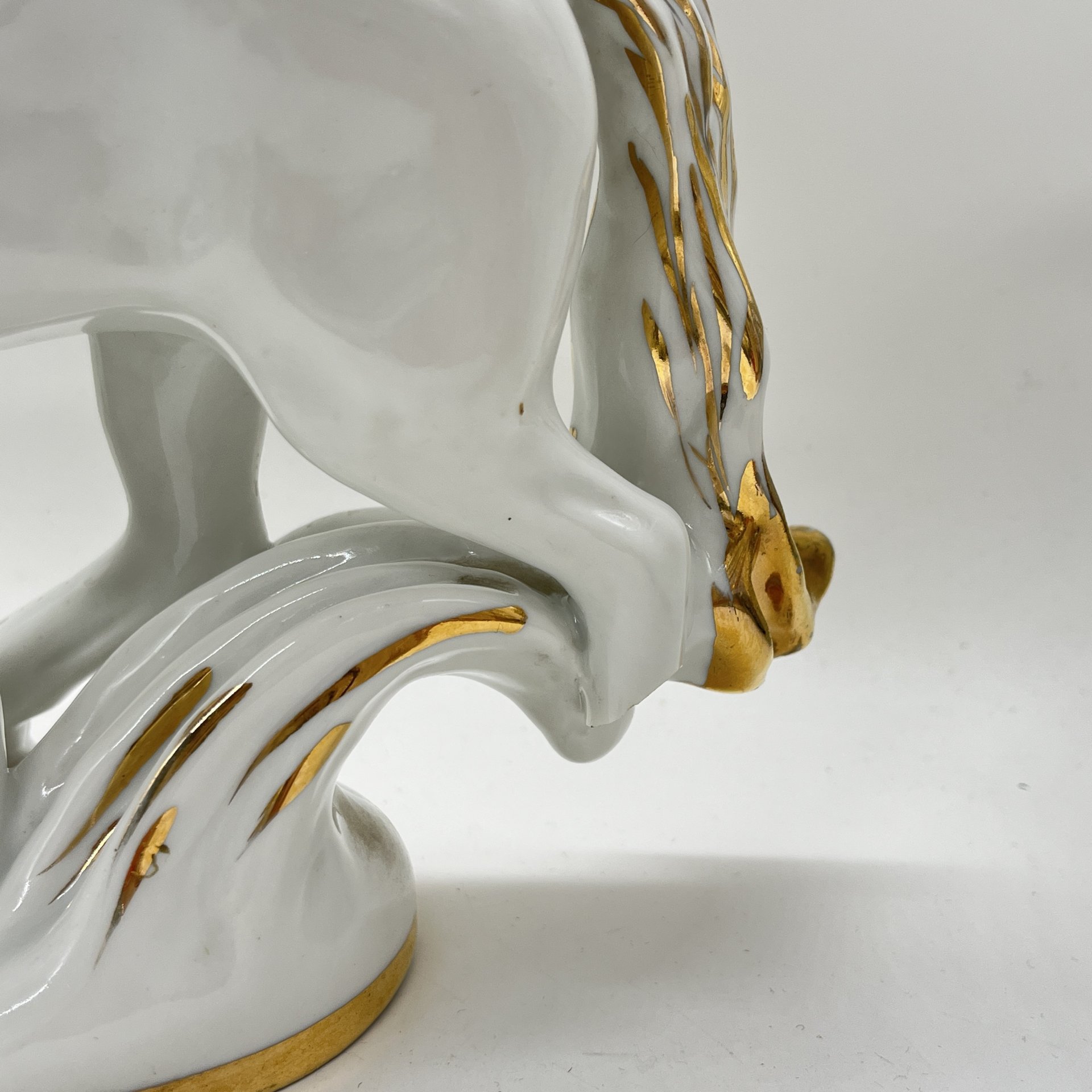 Статуэтка "Конь-огонь", фарфор, золочение, СССР, 1970-1990 гг.
