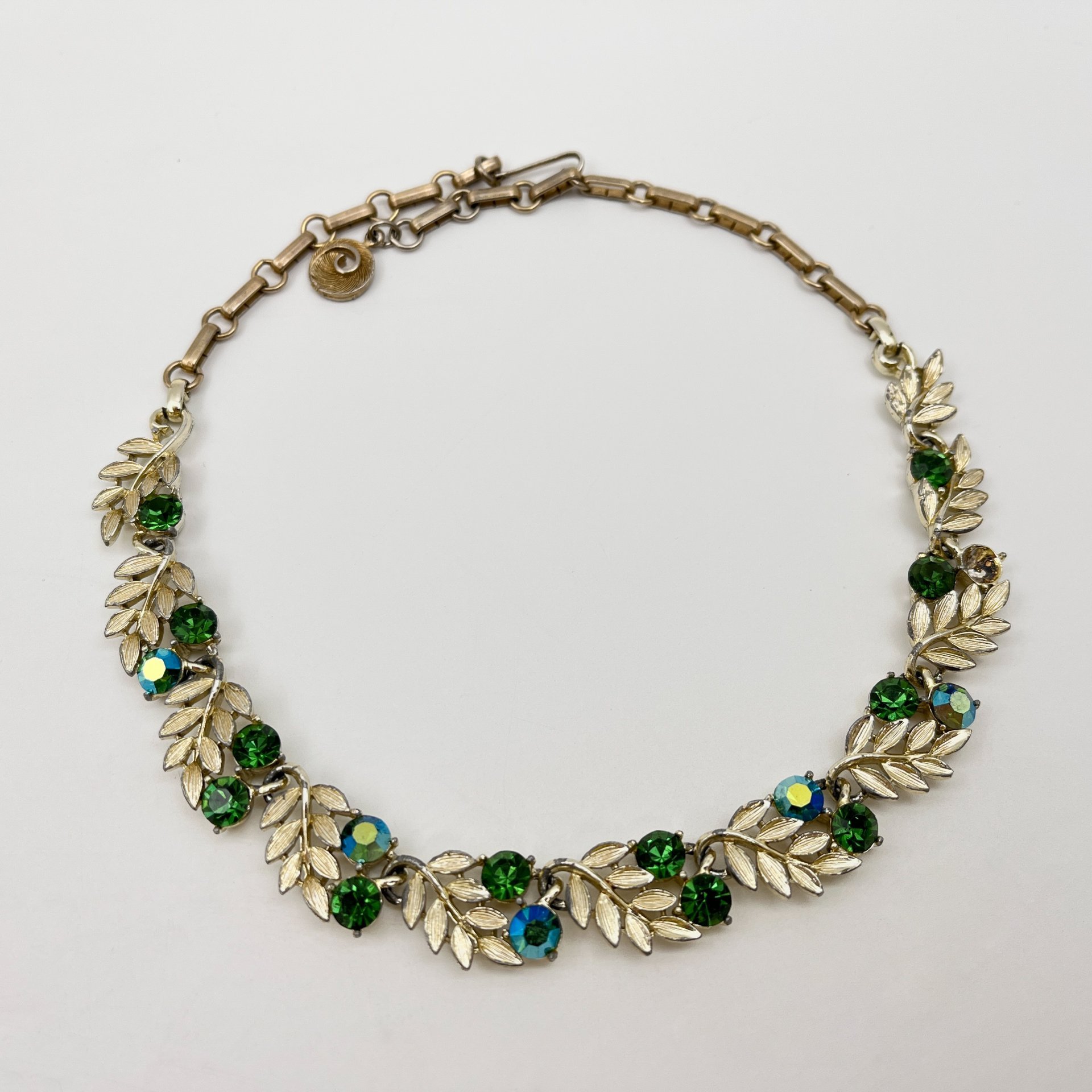 Колье с растительным декором, Lisner, металл, стекло, Америка, 1970-1980 гг.