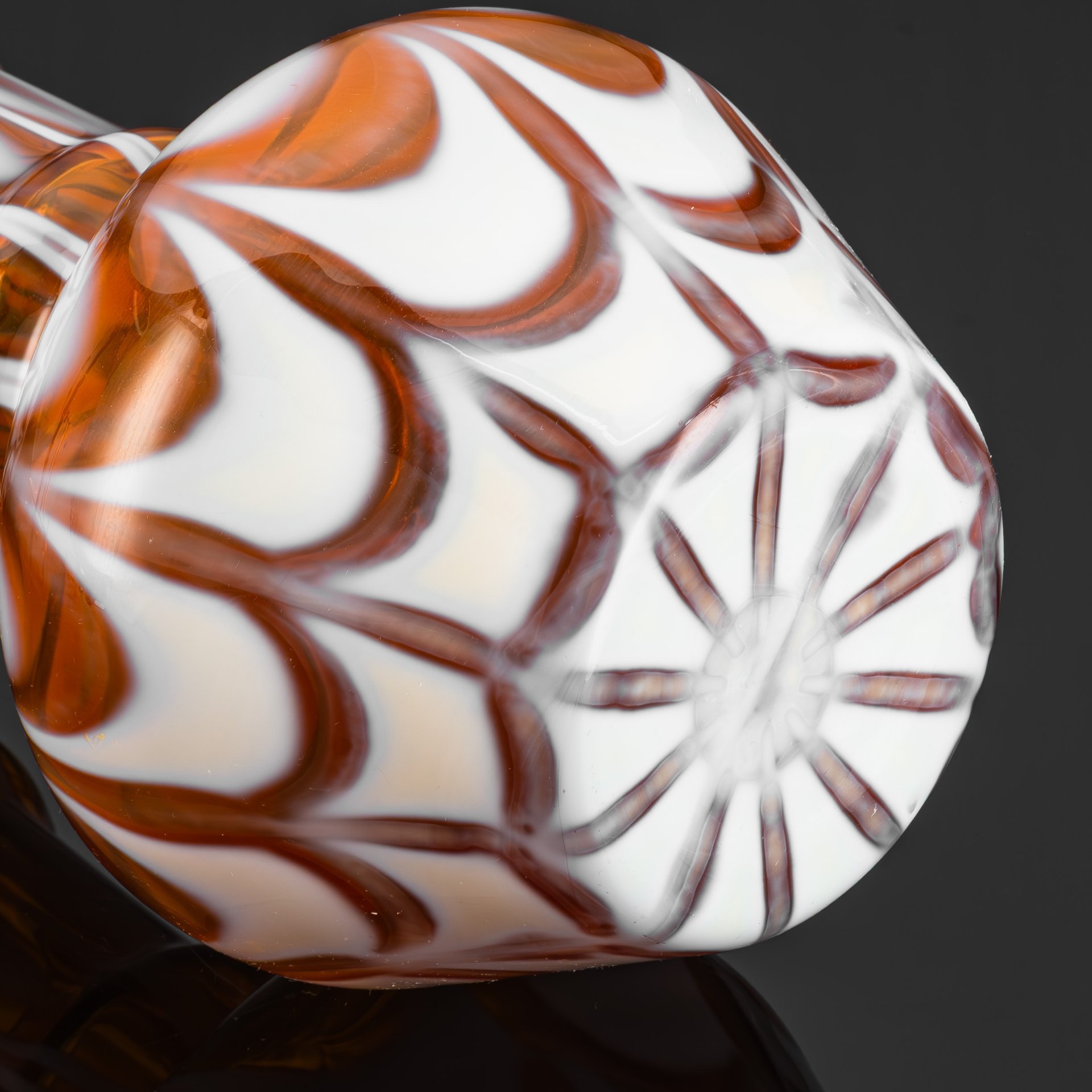 Ваза, стекло, сульфидно-цинковое, гутная техника, Стекольный завод «Красный май», СССР, 1960-1980 гг.