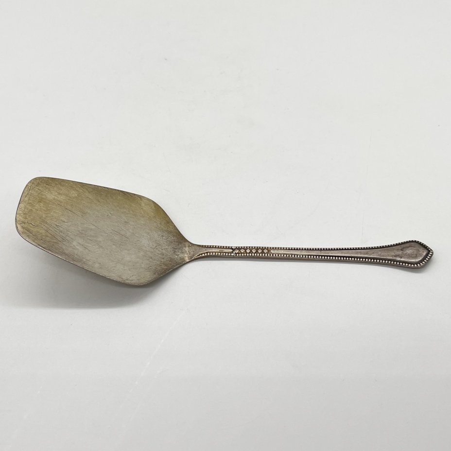 Лопатка сервировочная с геометрическим декором, мНЦ (медь-никель-цинк), Таллинский ювелирный завод, СССР, 1960-1990 гг., Таллинский ювелирный завод