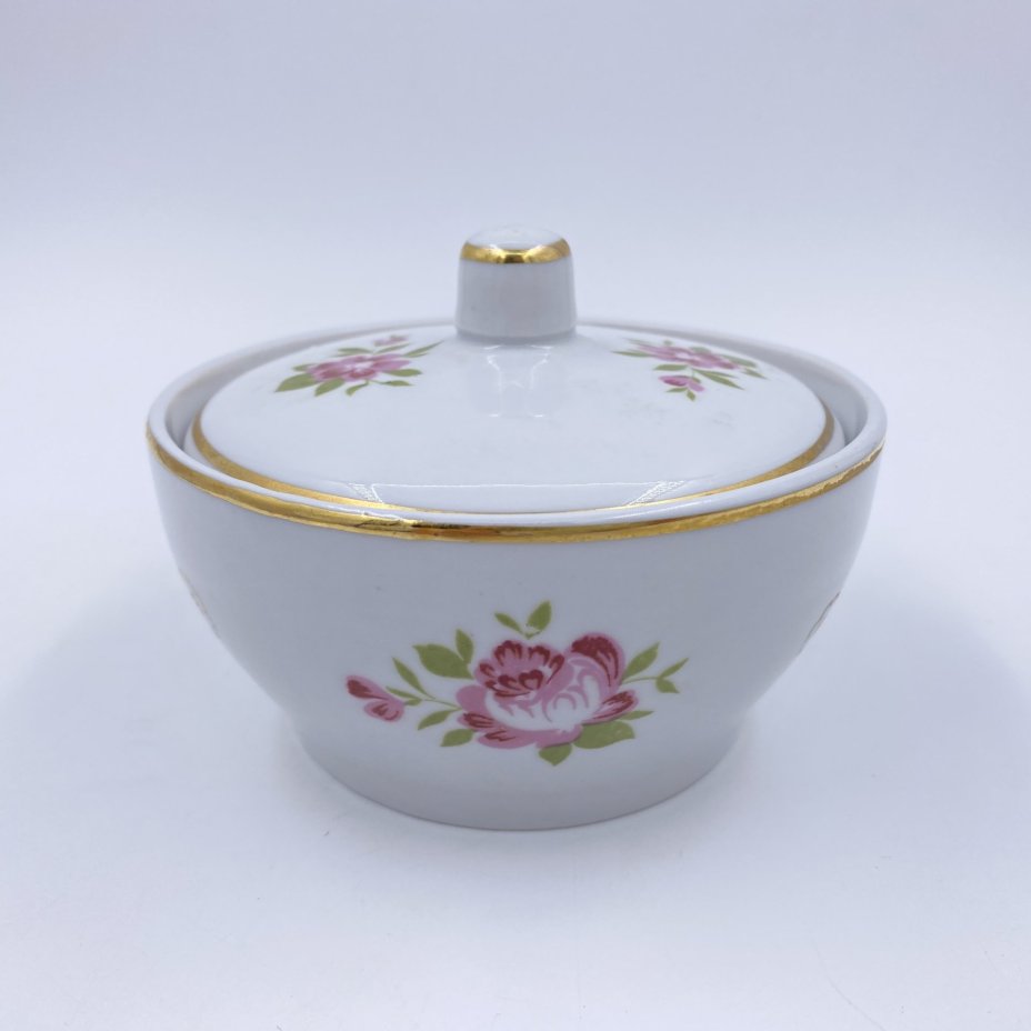 Сахарница, украшенная цветочным декором, фарфор, деколь, золочение, Дмитровский фарфоровый завод (ДФЗ Вербилки), Дмитровский фарфоровый завод (ДФЗ Вербилки)