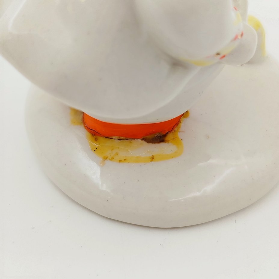 Статуэтка "Куличики" ("Никитка"), скульптор Федорова Т.Л., фарфор, роспись, Ленинградский завод фарфоровых изделий (ЛЗФИ), СССР, 1956-1967 гг.