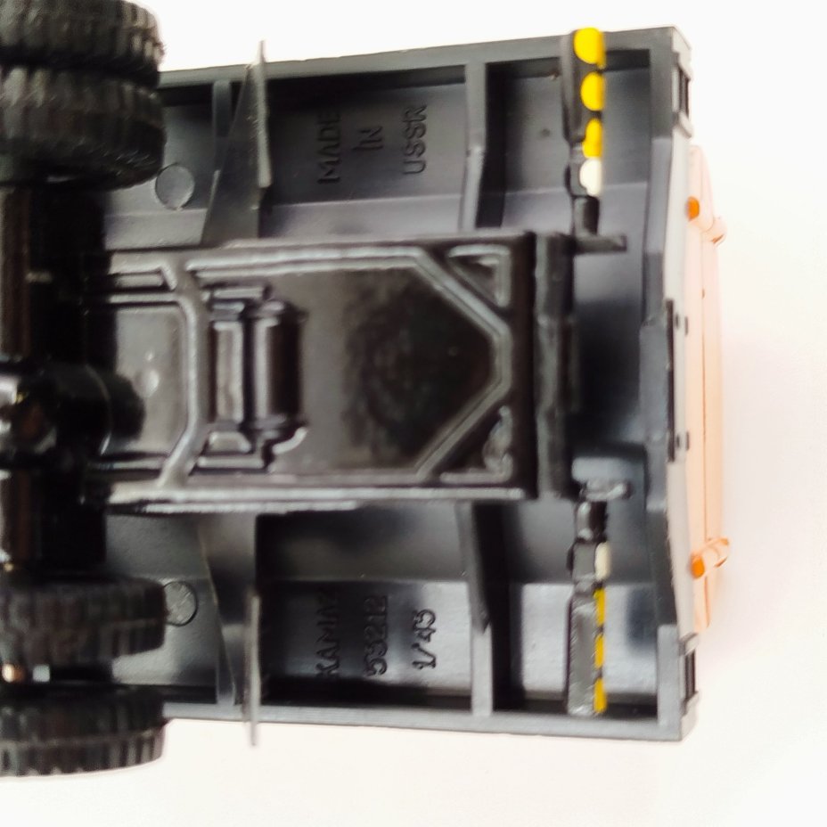 Автомобиль коллекционный "Камаз 53212. Молоковоз"