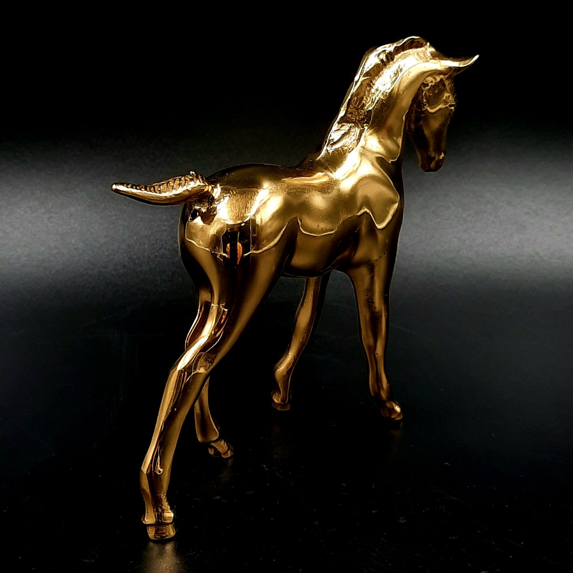 Статуэтка "Лошадь", бронза, Западная Европа, 2000-2020 гг.