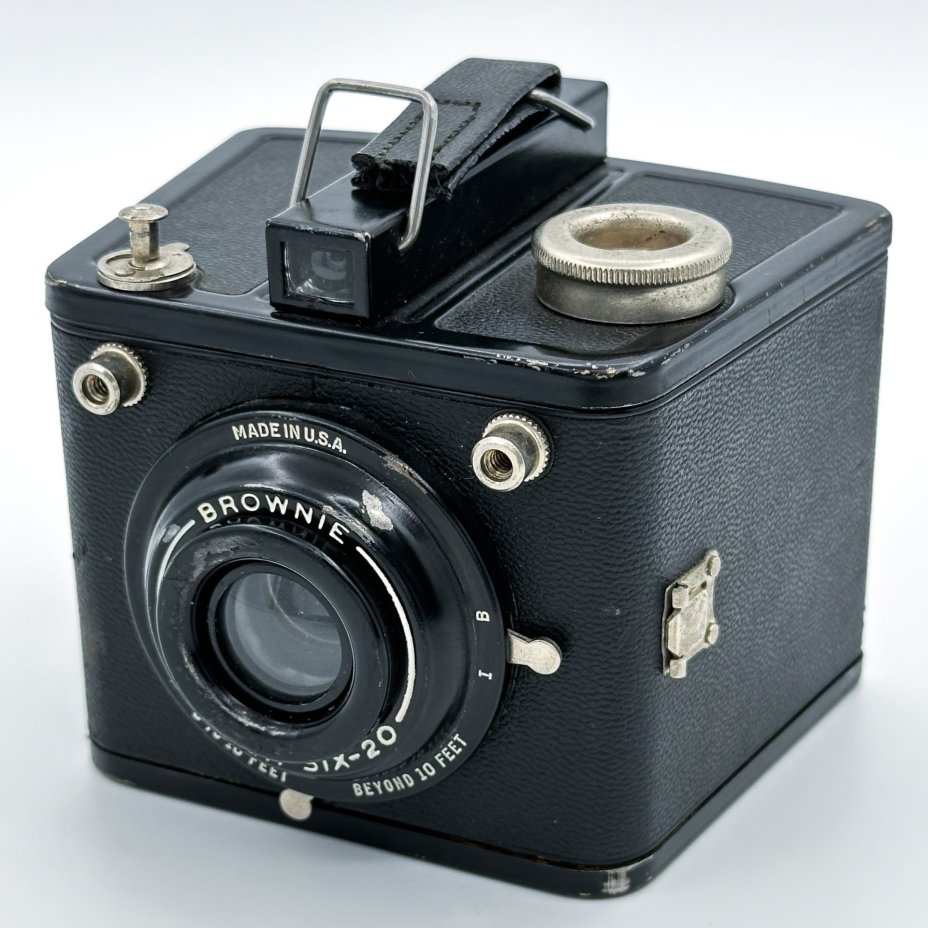Фотоаппарат плёночный "Brownie Flash Six-20", Kodak