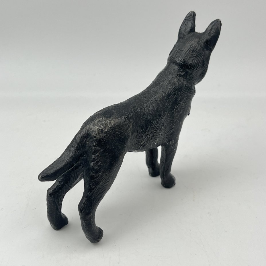 Статуэтка "Овчарка"