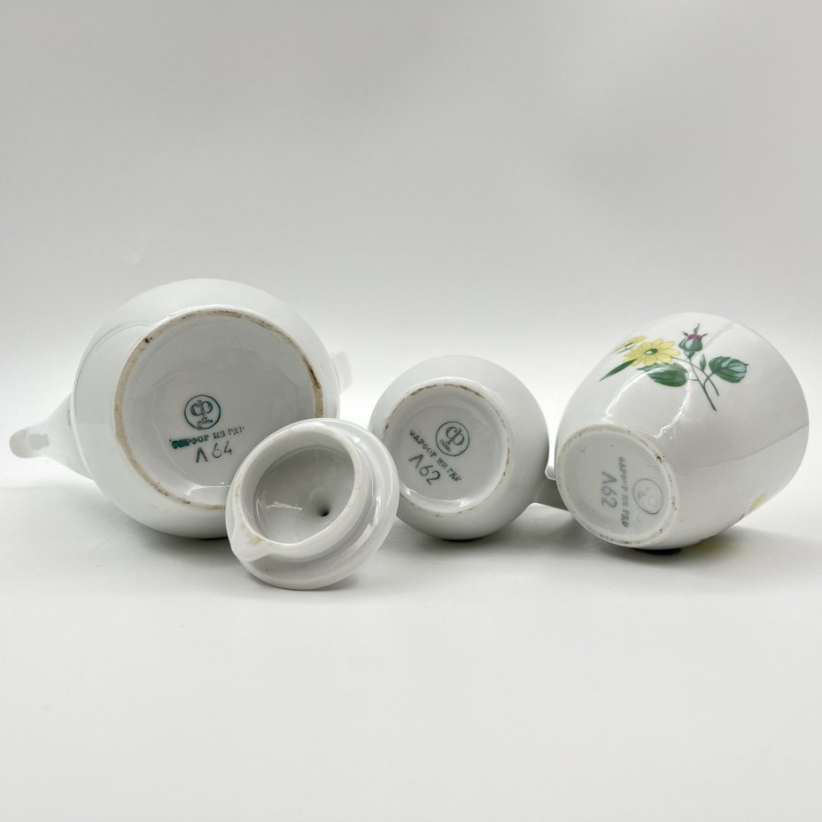 Сервиз кофейный с цветочным декором на 6 персон (15 предметов), фарфор, деколь, золочение, Colditz (Кольдиц), ГДР, 1960-1990 гг.