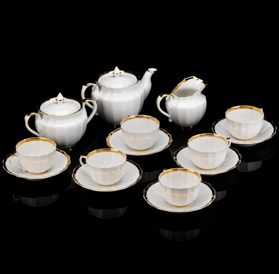 Сервиз чайный "Золотая лента" на 6 персон (15 предметов), фарфор, золочение, Дмитровский фарфоровый завод (ДФЗ Вербилки), СССР, 1965-1991 гг.