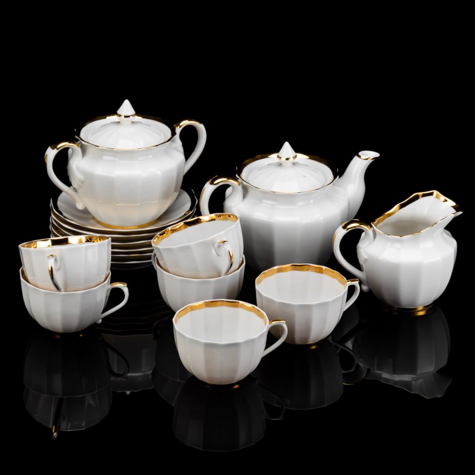 Сервиз чайный "Золотая лента" на 6 персон (15 предметов), фарфор, золочение, Дмитровский фарфоровый завод (ДФЗ Вербилки), СССР, 1965-1991 гг.