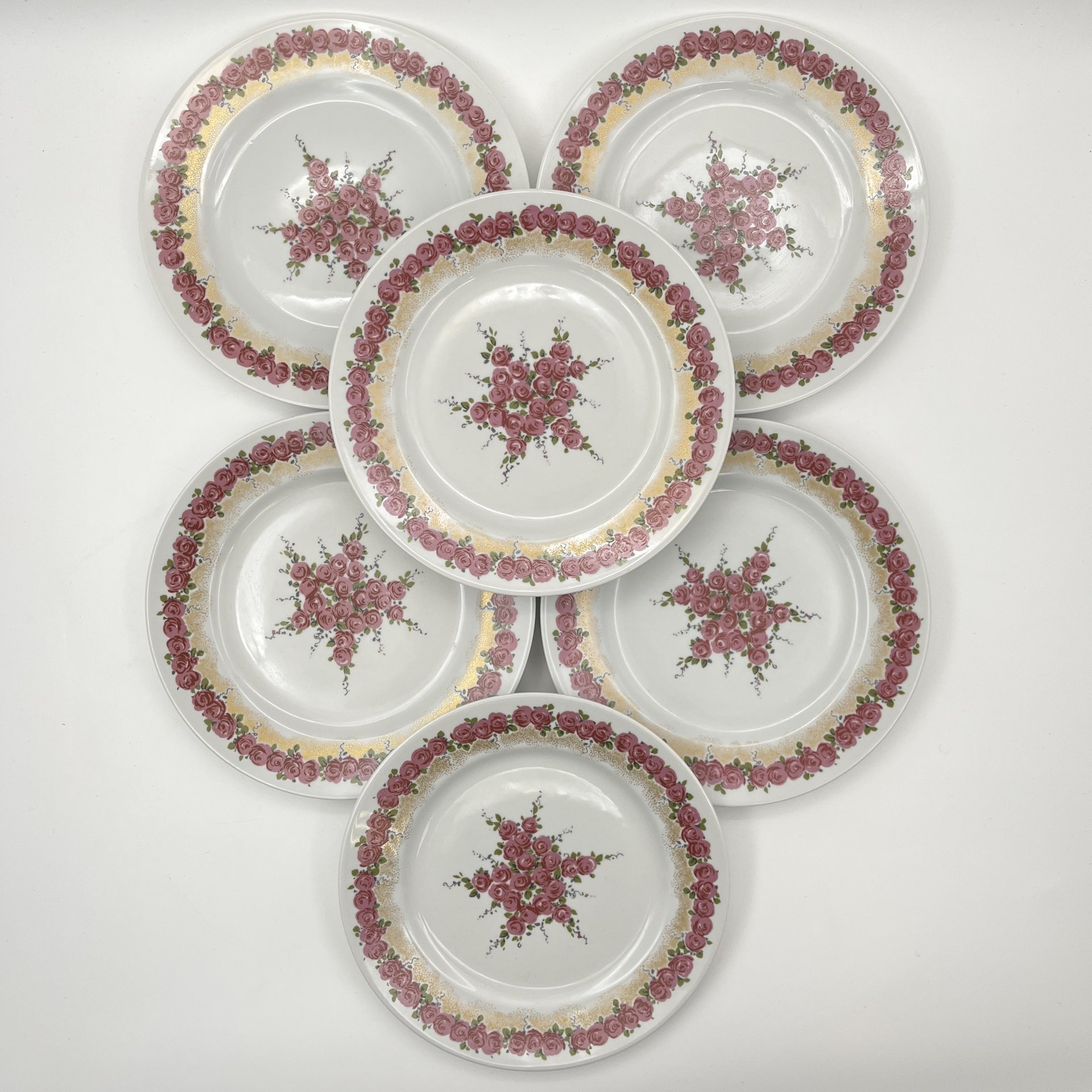 Набор из 6-ти десертных тарелок с цветочным декором, фарфор, деколь, золочение, Graf Von Henneberg Porzellan, 1777 Jlmenau, ГДР, 1973-1977 гг.