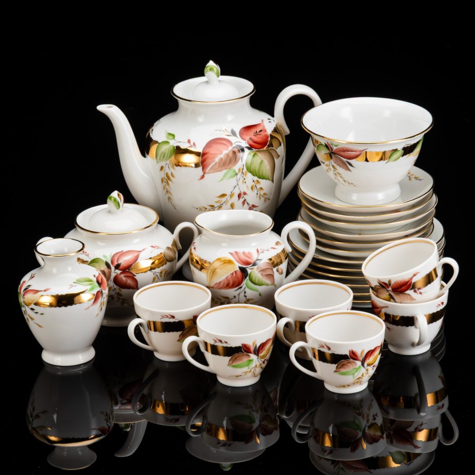 Сервиз кофейный "Сентябрь" на 6 персон, 23 предмета, в оригинальной коробке, фарфор, роспись, золочение, Ленинградский фарфоровый завод (ЛФЗ), Российская Федерация, 2002-2006 гг.