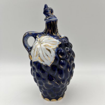 Штоф "Виноград" с фигурным туловом