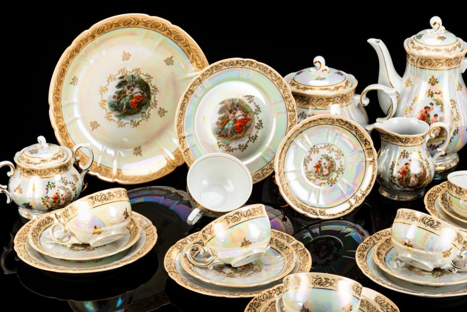 Сервиз чайный "Мадонна" на 6 персон (23 предмета), фарфор, люстр, деколь, золочение, Oscar Schlegelmilch, Германия, 1950-1972 гг.
