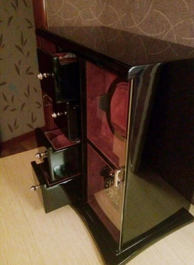 Шкатулка для часов с автоподзаводом