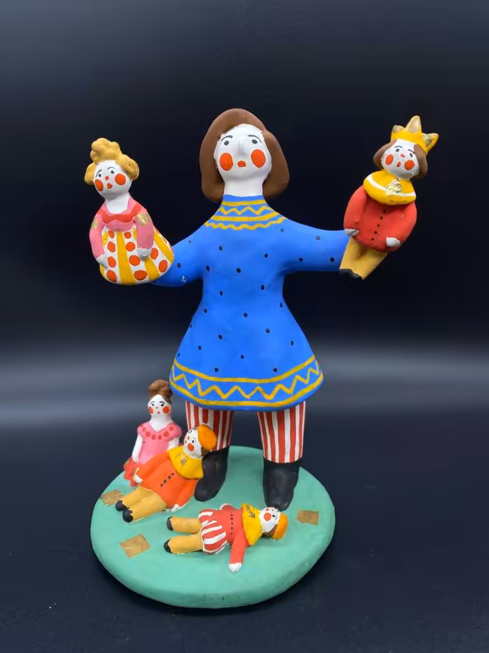 Игрушка "Театр"  (кукловод, кукольник), (худ. Садакова Любовь Петровна), Дымковская игрушка