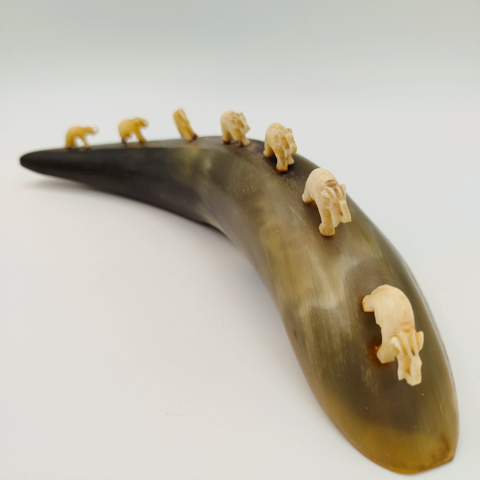 Настольный декор "Слоны", рог, кость, резьба, СССР, 1970-1990 гг.