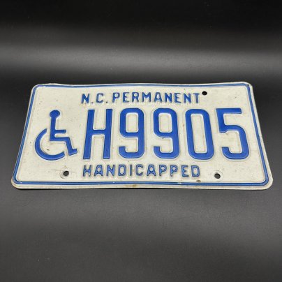 Автомобильный номер N.C.PERMANENT, металл, краска