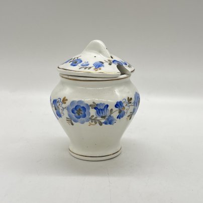 Солонка с расписным цветочным декором, фаянс, роспись, Конаковский фаянсовый завод им. М.И. Калинина (ЗиК Конаково), СССР, 1952-1962 гг.