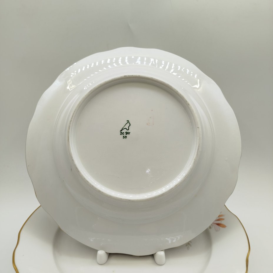 Набор из шести столовых тарелок с цветочным декором, фарфор, деколь, золочение, Дулевский фарфоровый завод (Дулёво), СССР, 1991 г.