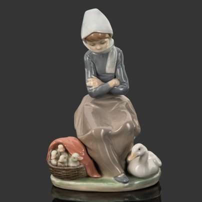 Статуэтка "Девочка с утятами", фарфор, роспись, Lladro, Испания, 1974-1990 гг.