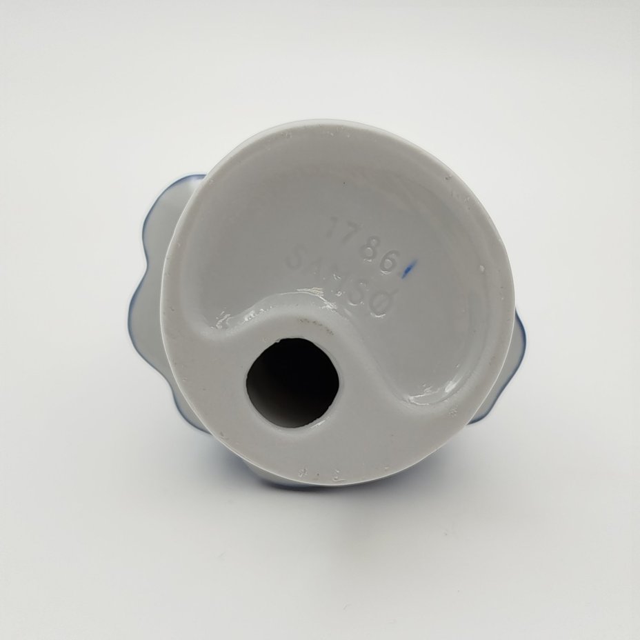 Статуэтка "Девушка в голубом", фарфор, роспись, Западная Европа, 1970-1990 гг.