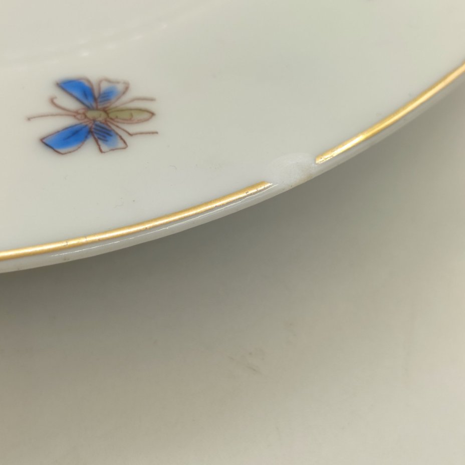 Пара десертных тарелок с цветочным декором, De Fuisseaux Baudour