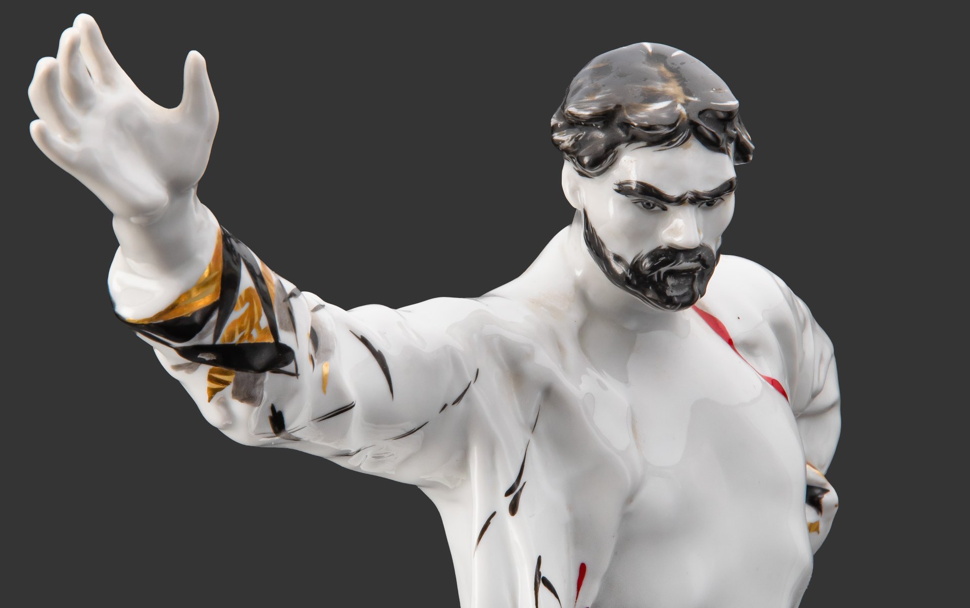 Скульптура "Степан Разин", скульптор Е. П. Крупина, художник В. Шостак, фарфор, роспись, золочение, Ленинградский фарфоровый завод (ЛФЗ), СССР, 1958-1960 гг.