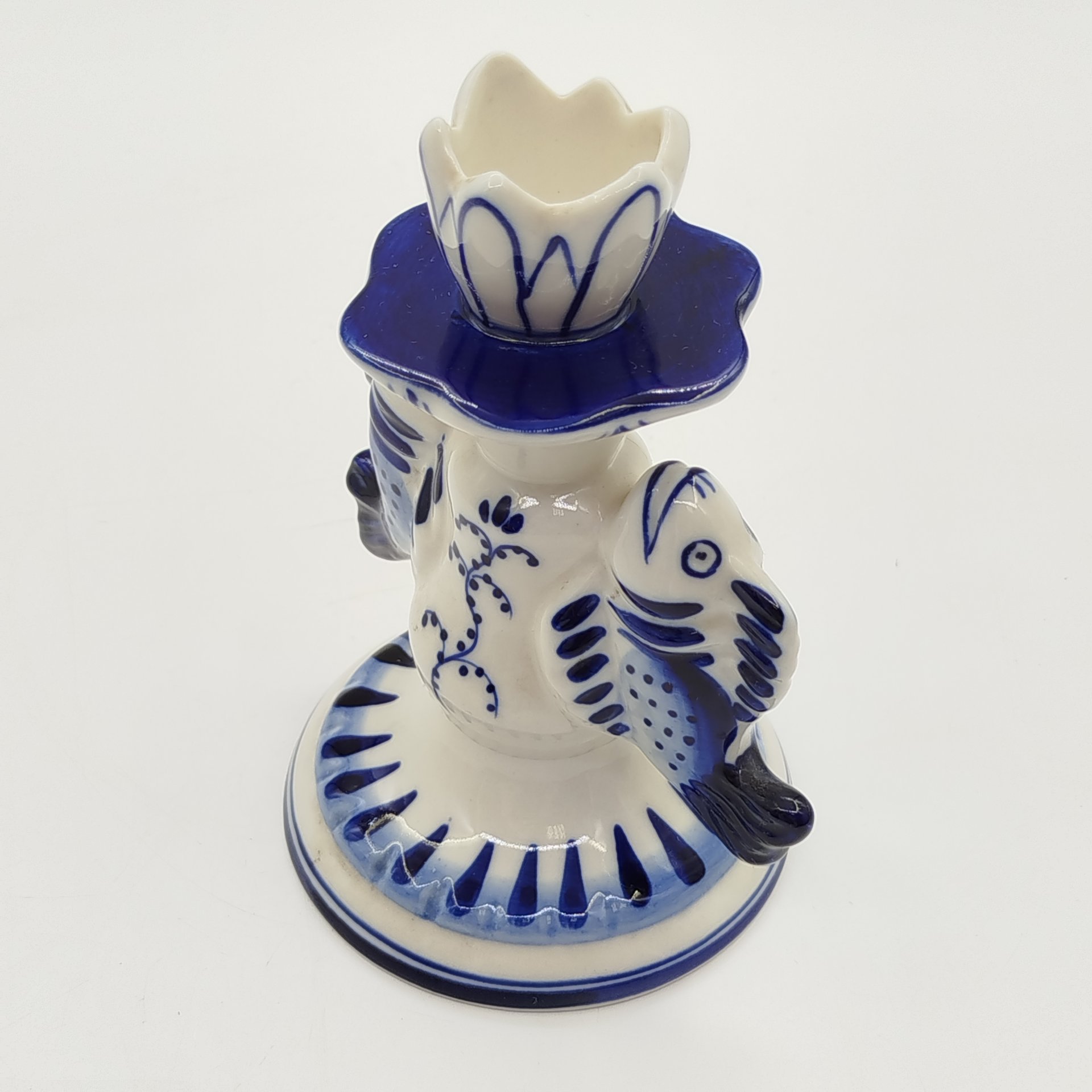 Подсвечник для одной свечи "Рыбы", фарфор, роспись, Объединение «Гжель», СССР, 1986-1991 гг.