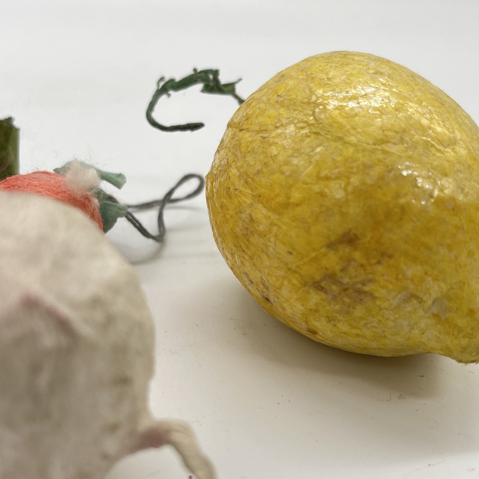 Набор из 4 ёлочных игрушек "Овощи", вата, клейстер, роспись, СССР, 1940-1960 гг.