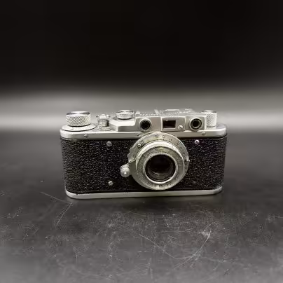 Фотоаппарат не рабочий "Зоркий" с объективом "Индустар-22", с кофром, Красногорский механический завод (КМЗ)