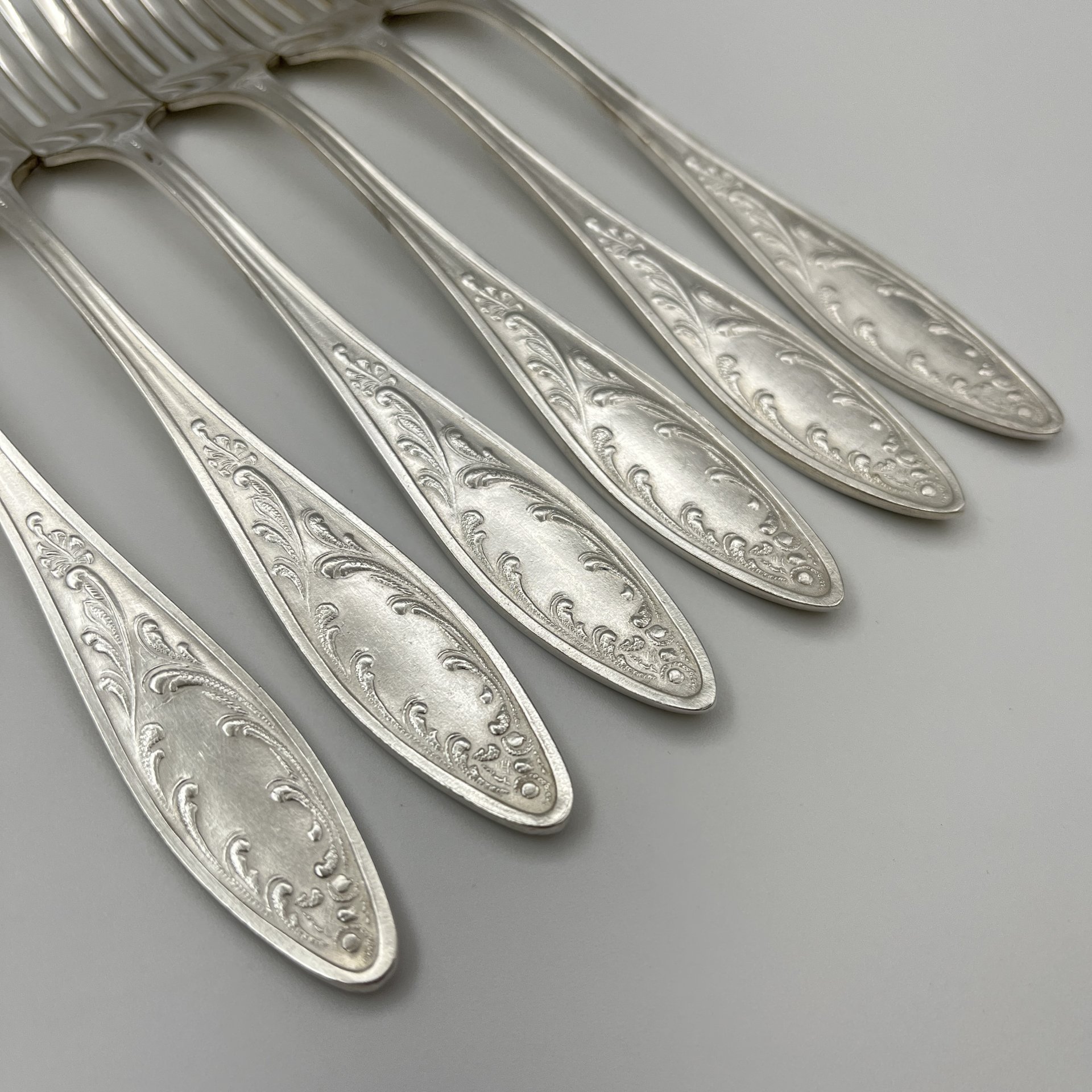 Набор десертных вилок "Пламя" (6 шт.), мНЦ (медь-никель-цинк), Кольчугинский завод цветных металлов, СССР, 1960-1990 гг.