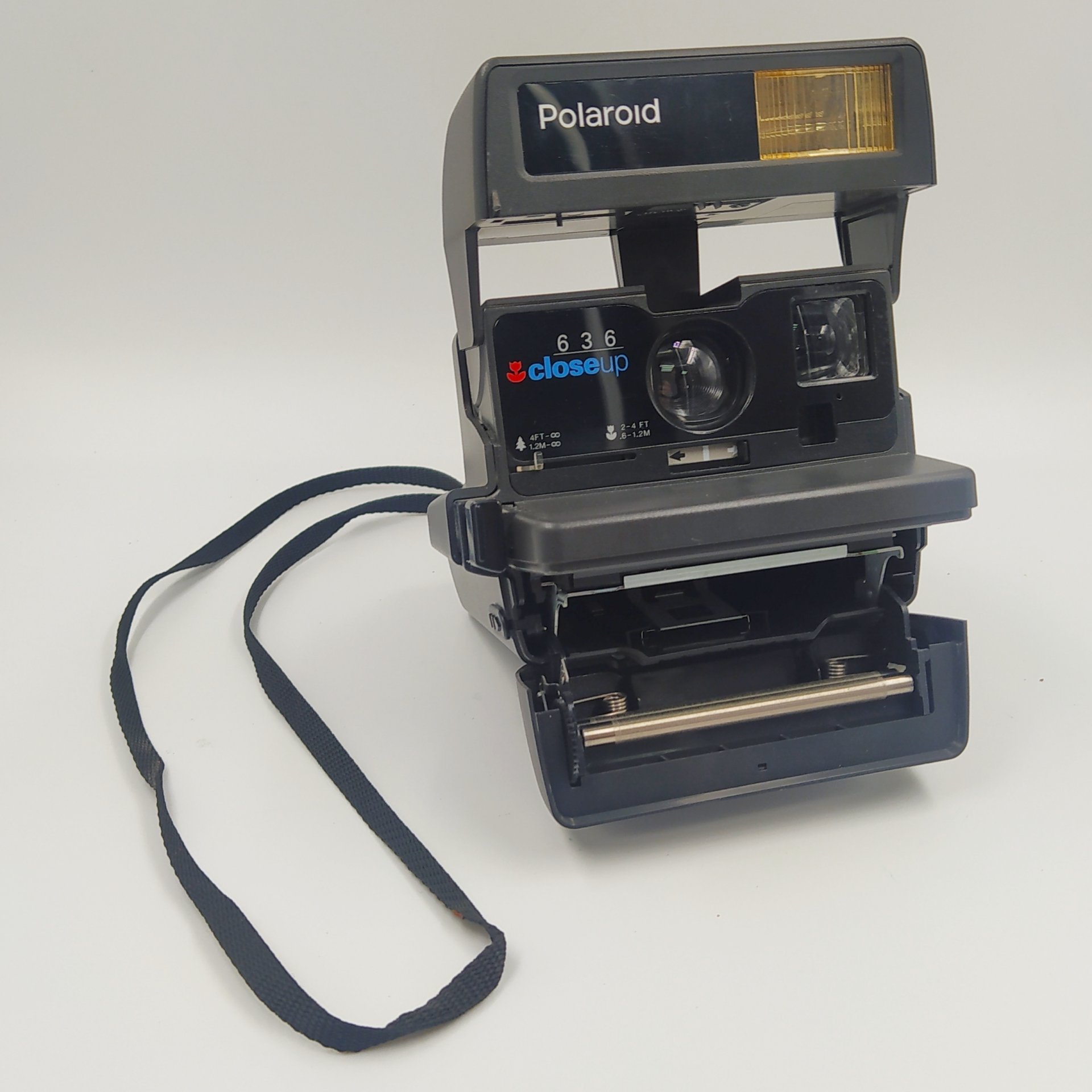 Фотоаппарат "Polaroid 636 Close Up" (без коробки), пластик, металл, Polaroid, Великобритания, 1988-2000 гг.