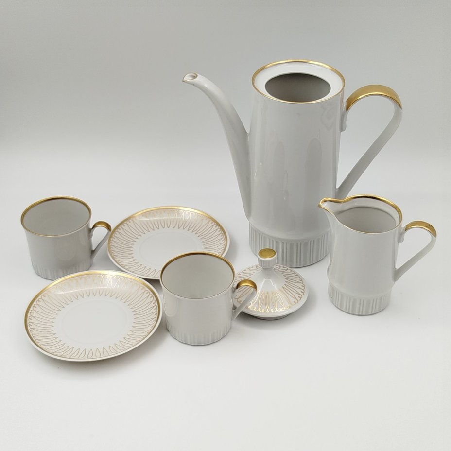 Сервиз кофейный с золотистым орнаментом, на 2 персоны (6 предметов), фарфор, золочение, Volkstedt Beyer & Bock, ГДР, 1948-1990 гг.