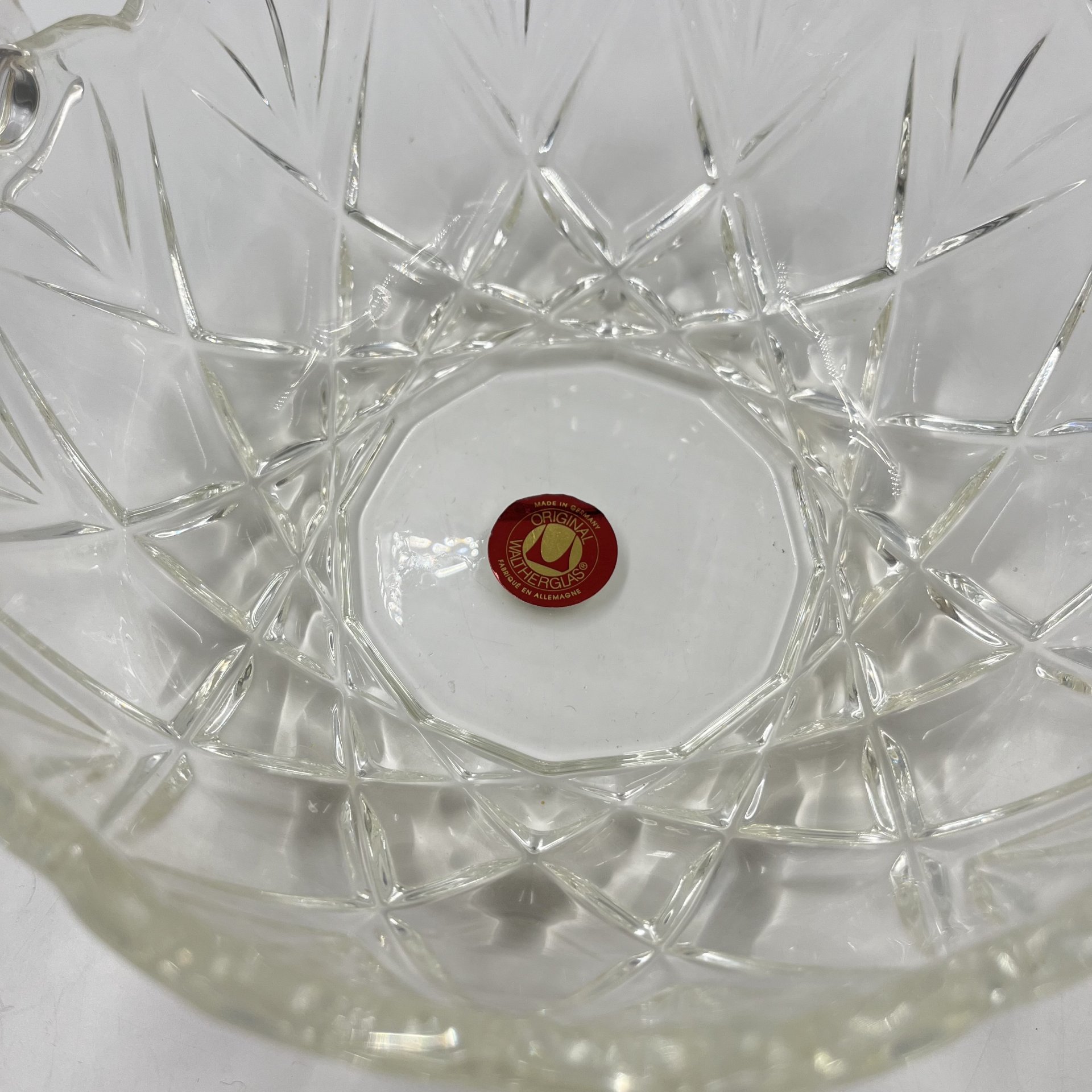 Конфетница (ваза) с ручкой и геометрическим декором, стекло, Walther Glas, Германия, 1980-2000 гг.