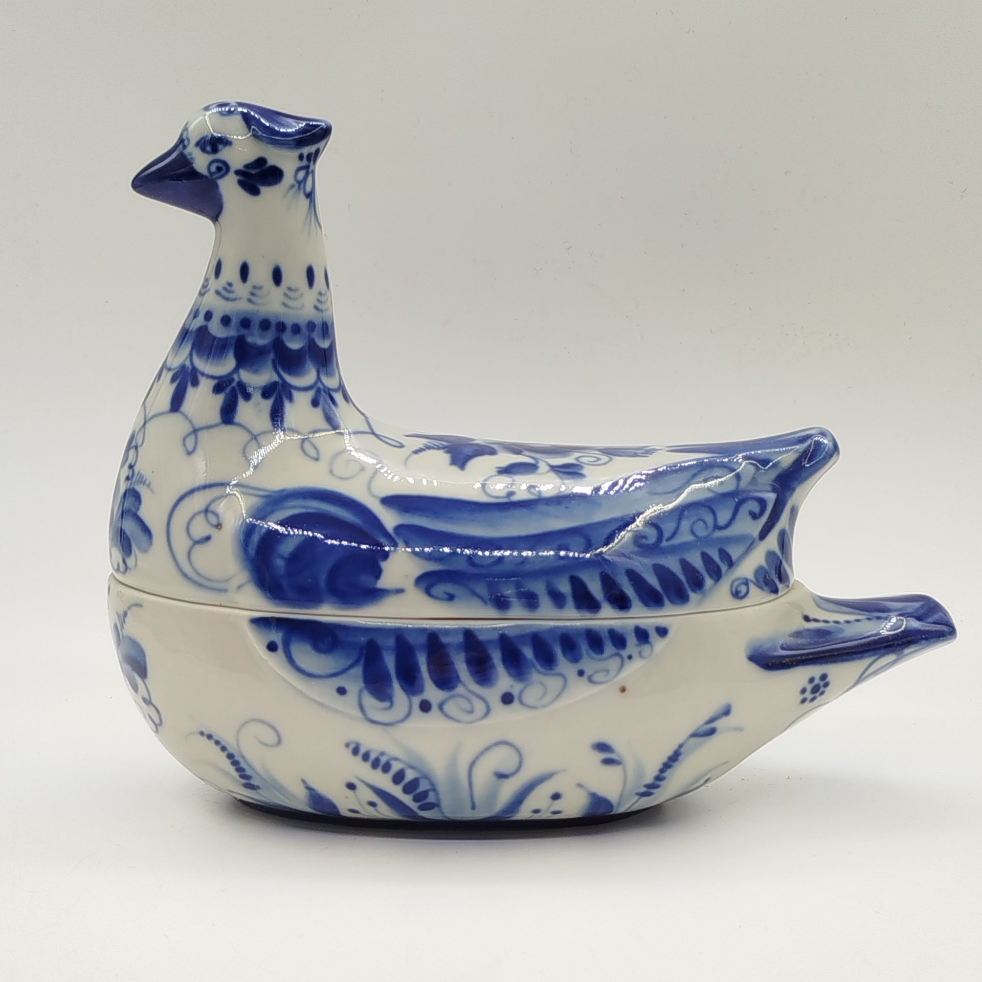 Икорница/масленка "Уточка" с расписным цветочным декором, Гжель