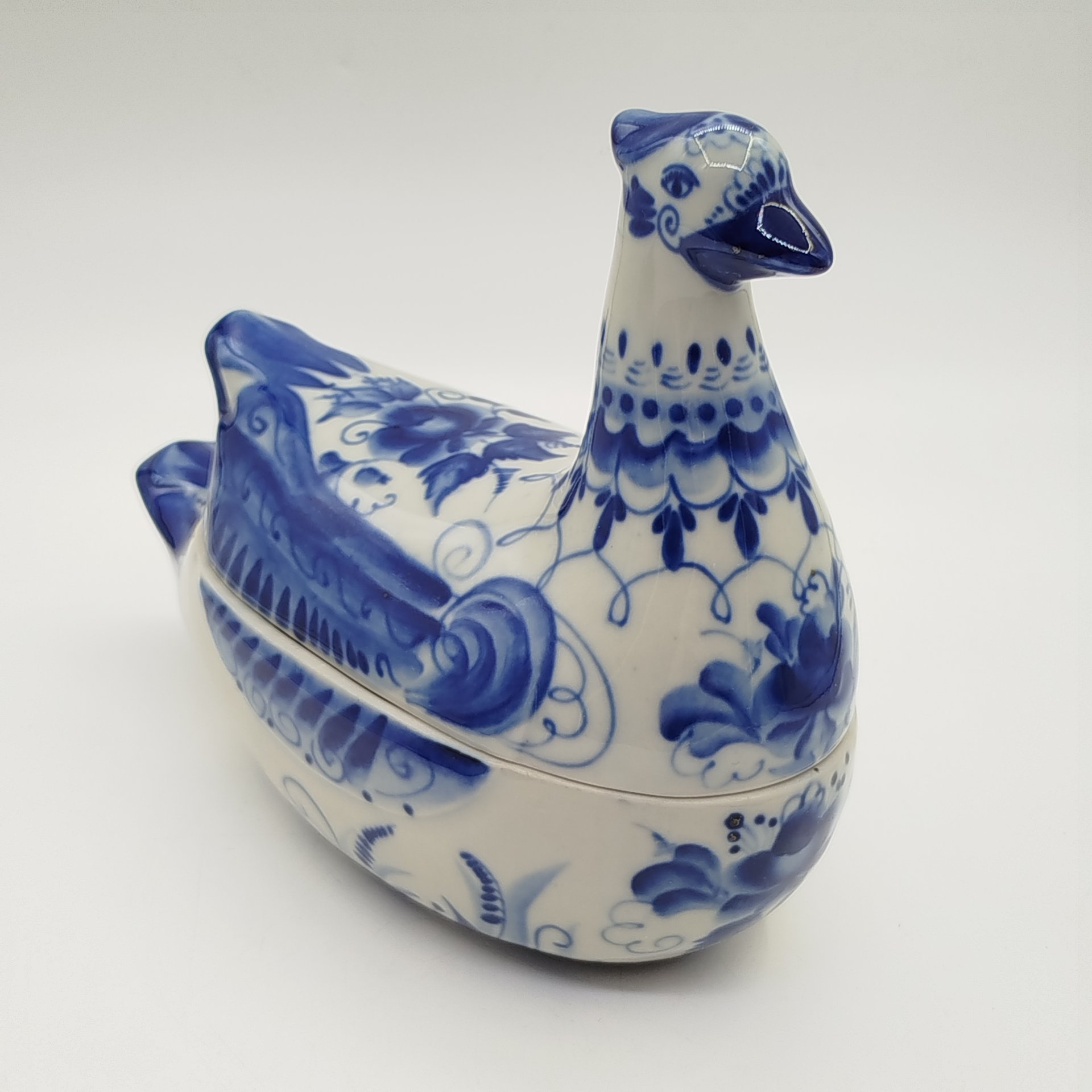 Икорница/масленка "Уточка" с расписным цветочным декором, Гжель