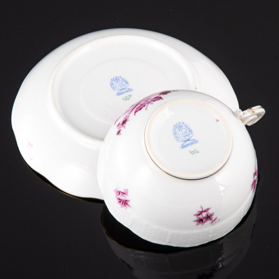 Чайная пара, выполненная в фирменном дизайне "Chinese Bouquet/Apponyi  Purpur", фарфор, роспись, золочение, Herend (Херенд), Венгрия, 1960-1986 гг., Herend (Херенд)