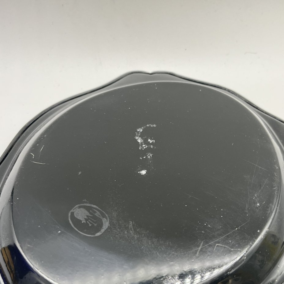 Поднос миниатюрный с цветочным декором, жесть, роспись, Жостовская фабрика декоративной росписи, СССР, 1970-2000 гг.