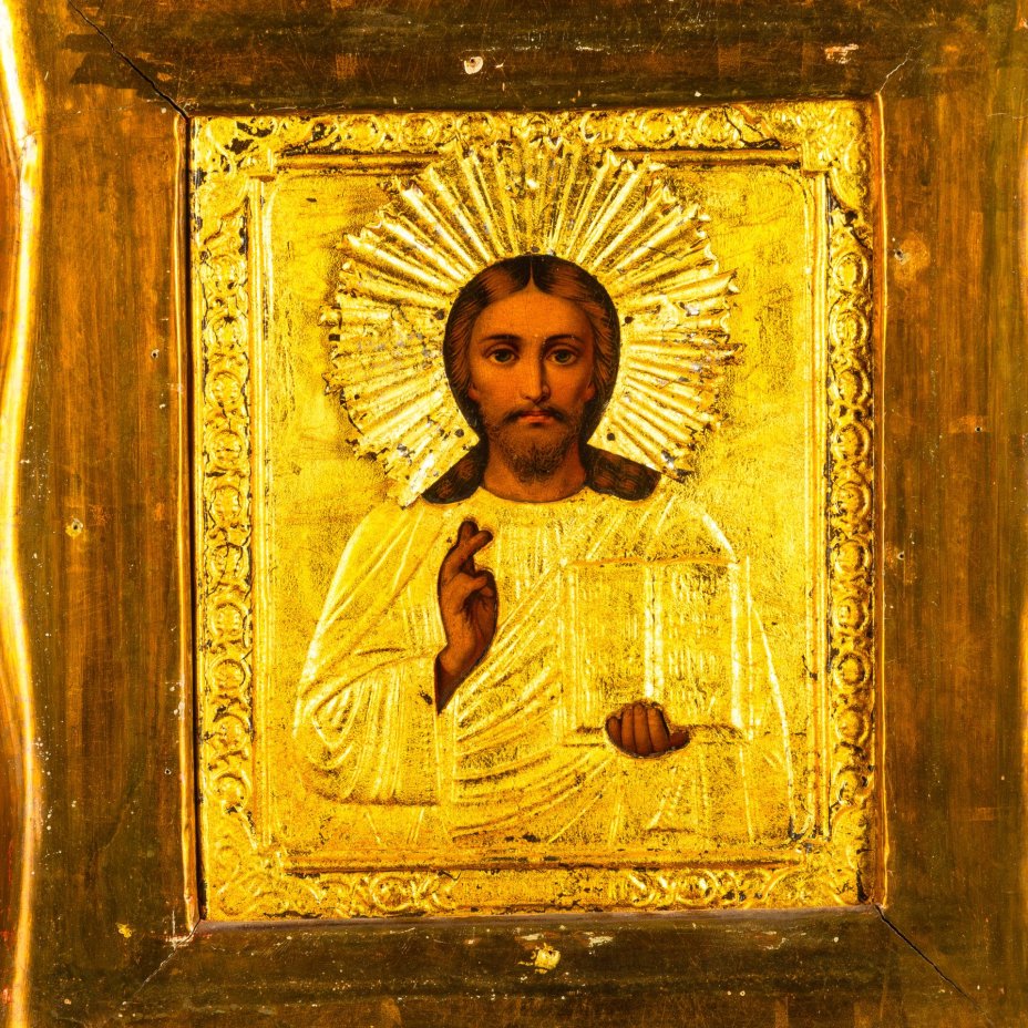 Икона "Господь Вседержитель" в окладе и киоте