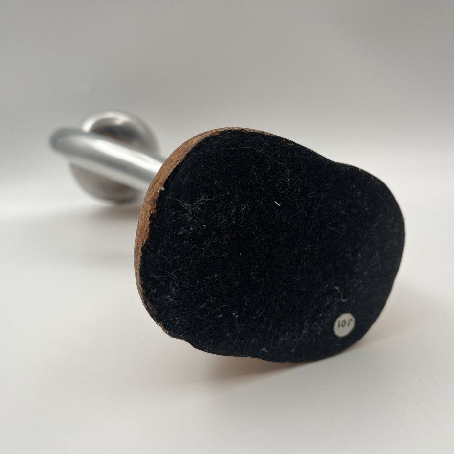 Подсвечник необычной формы