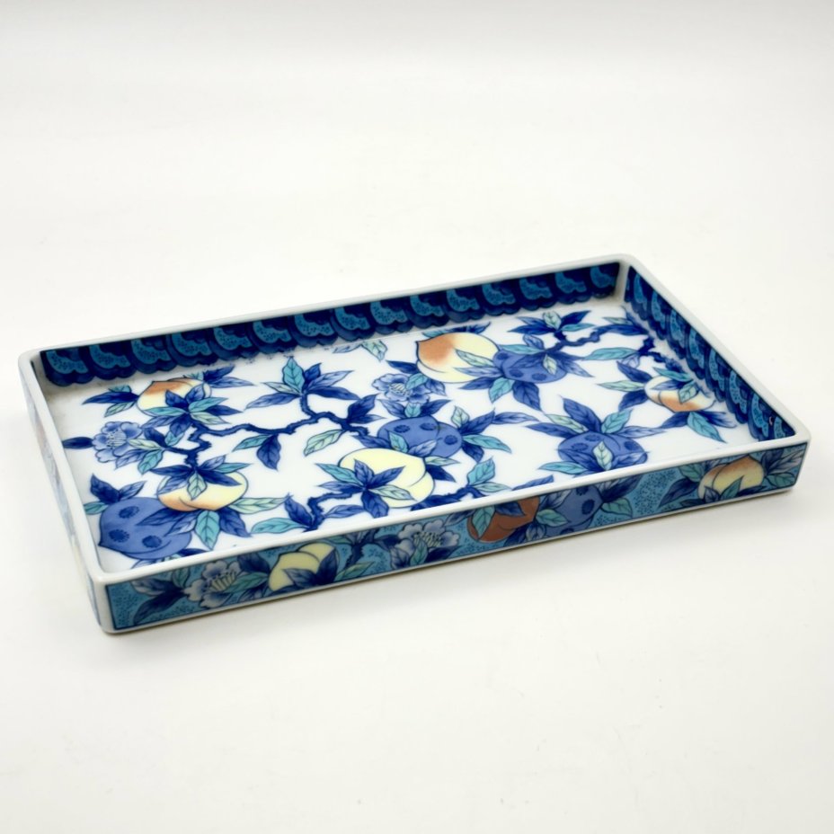 Миниатюрный поднос с высоким бортом (мелочница, визитница) "Персики" в стиле шинуазри, фарфор, подглазурная деколь, Китай, 1970-1990 гг.