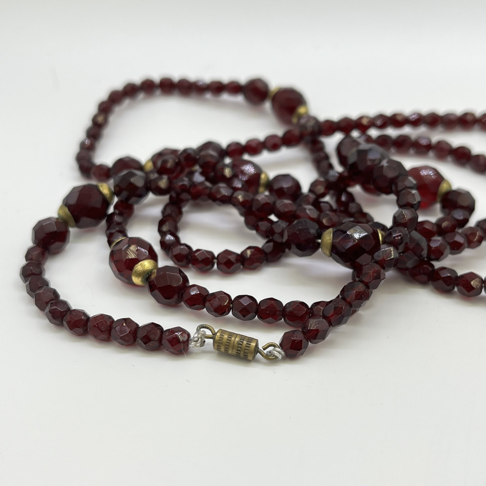 Бусы винтажные